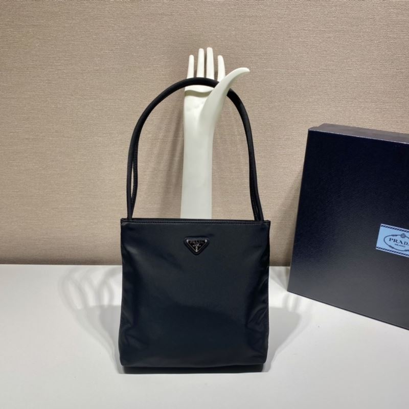 Pra*a tote bags